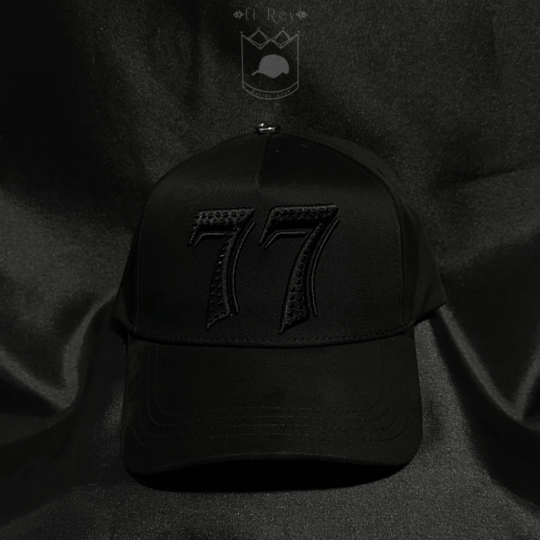 77 Barbas Hats